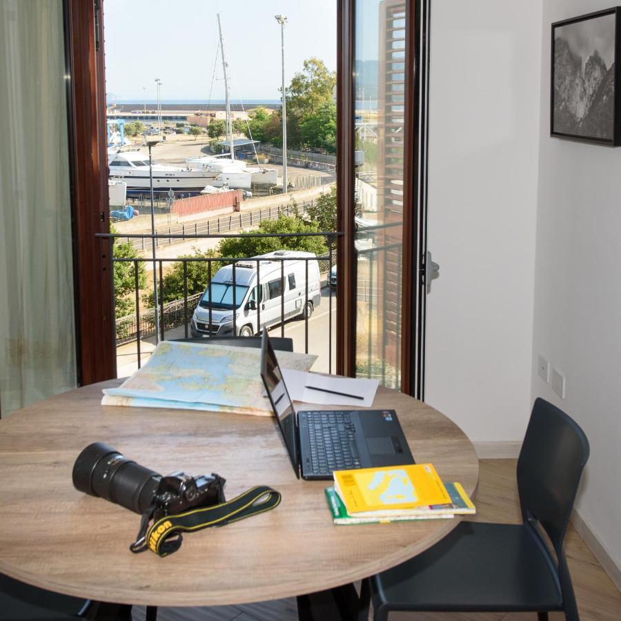 Loft Lungomare Vista Mare E Monti Apartment Àrbatax Exterior foto